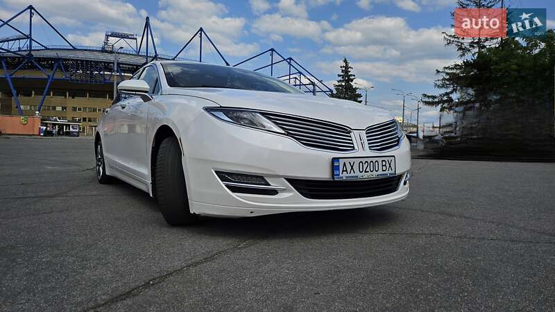 Lincoln MKZ 2013