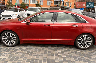 Седан Lincoln MKZ 2019 в 
