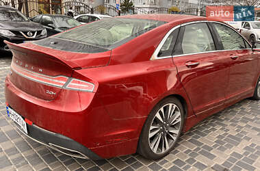 Седан Lincoln MKZ 2019 в 