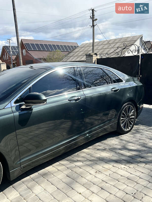 Седан Lincoln MKZ 2014 в Гайвороне