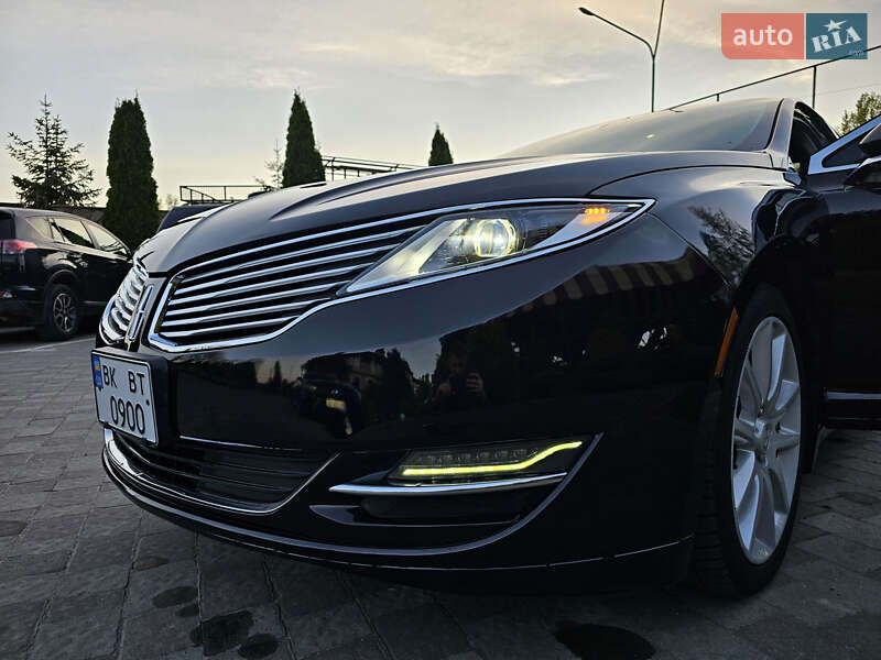 Седан Lincoln MKZ 2016 в Сарнах