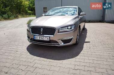 Седан Lincoln MKZ 2019 в 