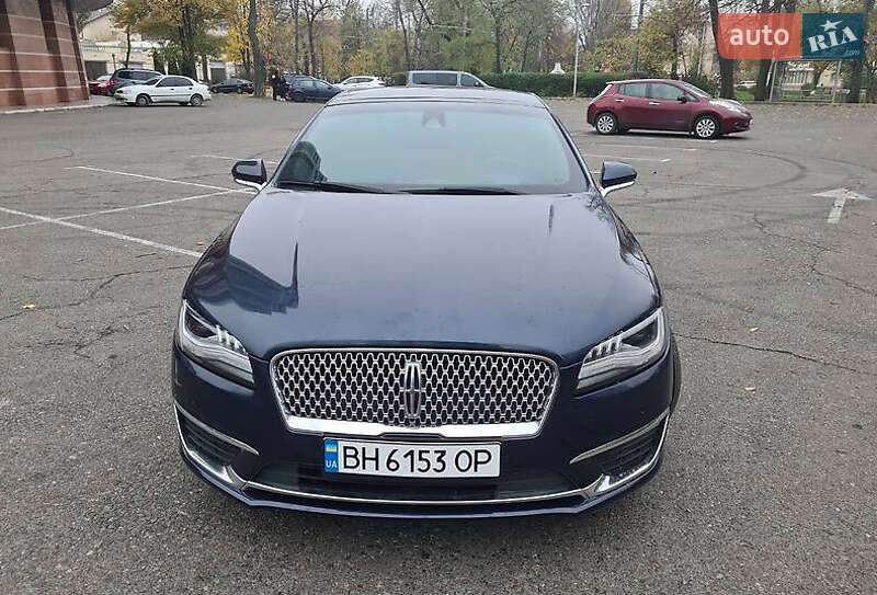 Седан Lincoln MKZ 2016 в 