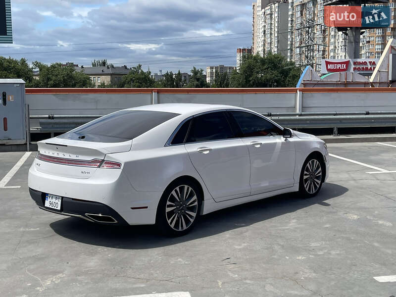 Седан Lincoln MKZ 2017 в Киеве