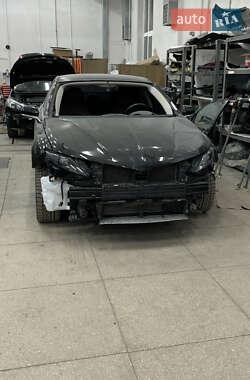 Седан Lincoln MKZ 2013 в 