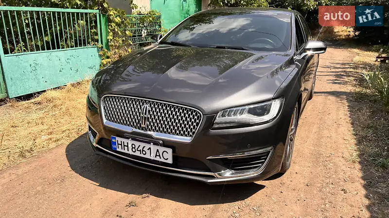 Lincoln MKZ