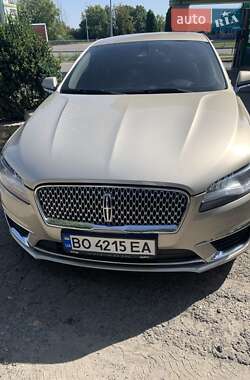 Седан Lincoln MKZ 2017 в 