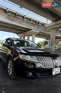 Седан Lincoln MKZ 2011 в 