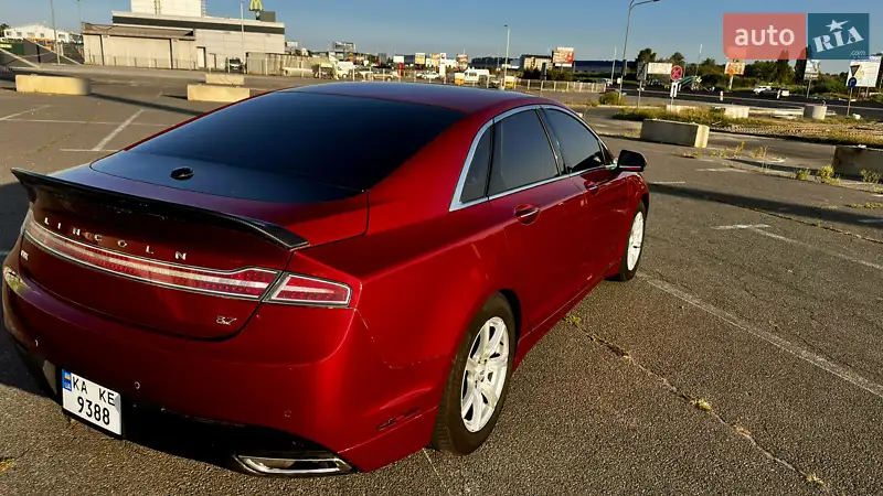 Lincoln MKZ