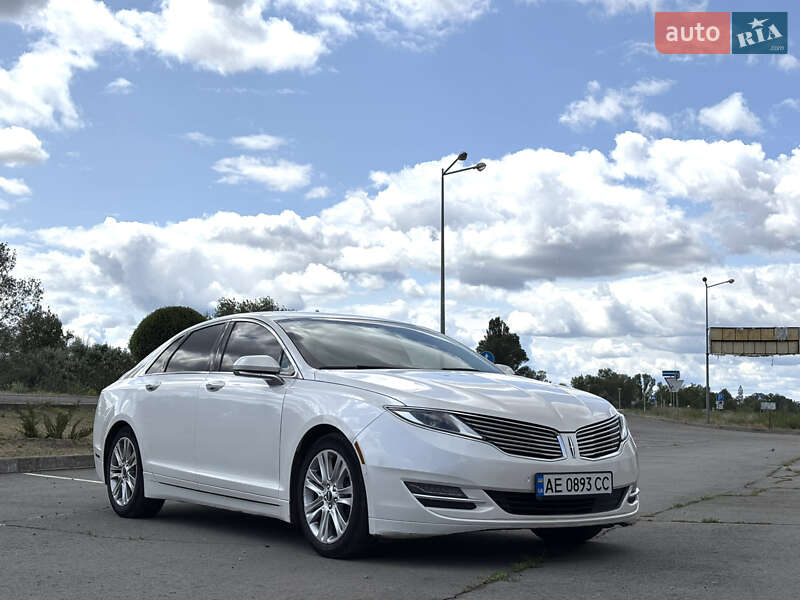 Седан Lincoln MKZ 2015 в 