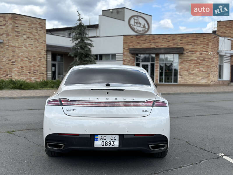 Седан Lincoln MKZ 2015 в Днепре