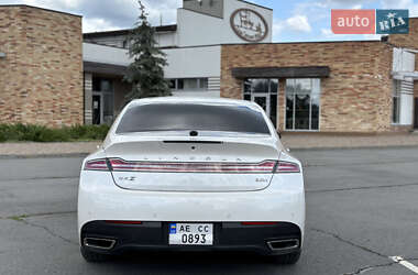 Седан Lincoln MKZ 2015 в 
