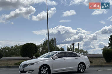 Седан Lincoln MKZ 2015 в 