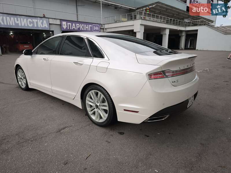 Седан Lincoln MKZ 2013 в Києві