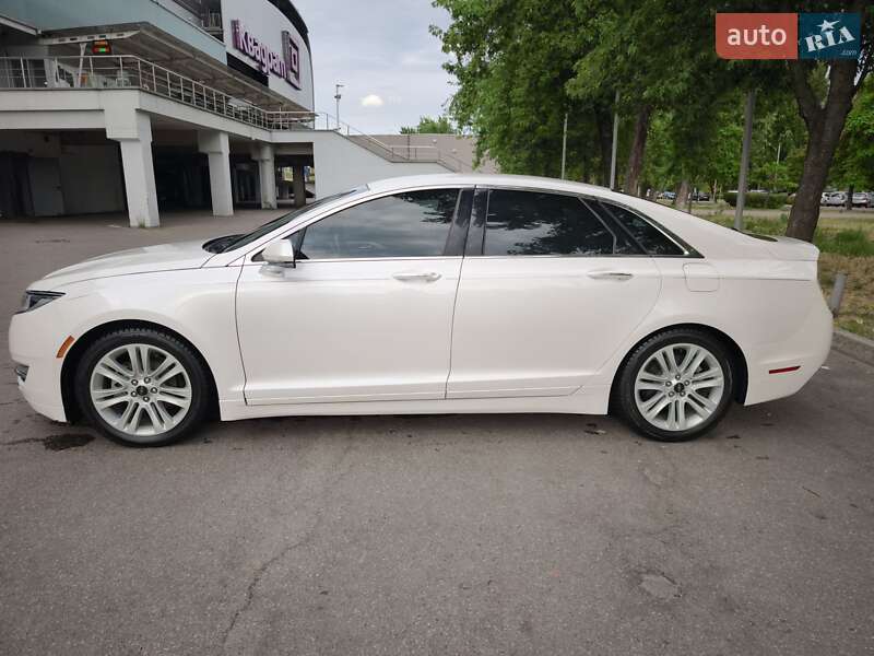 Седан Lincoln MKZ 2013 в Києві