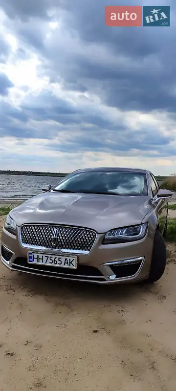 Lincoln MKZ
