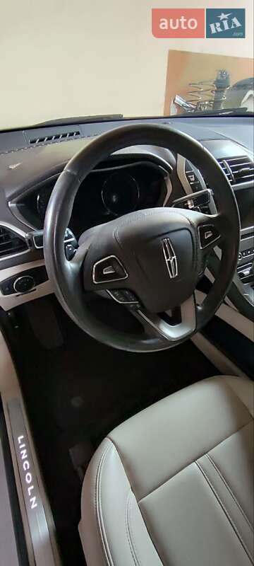 Седан Lincoln MKZ 2020 в Одесі