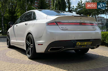 Седан Lincoln MKZ 2016 в 