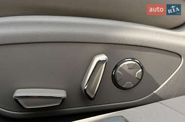 Седан Lincoln MKZ 2016 в 