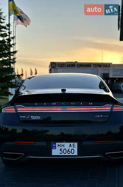 Седан Lincoln MKZ 2016 в 
