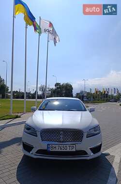 Седан Lincoln MKZ 2018 в 