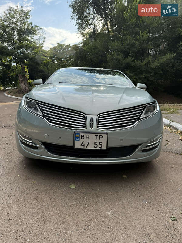 Lincoln MKZ 2013