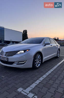 Lincoln MKZ 2015