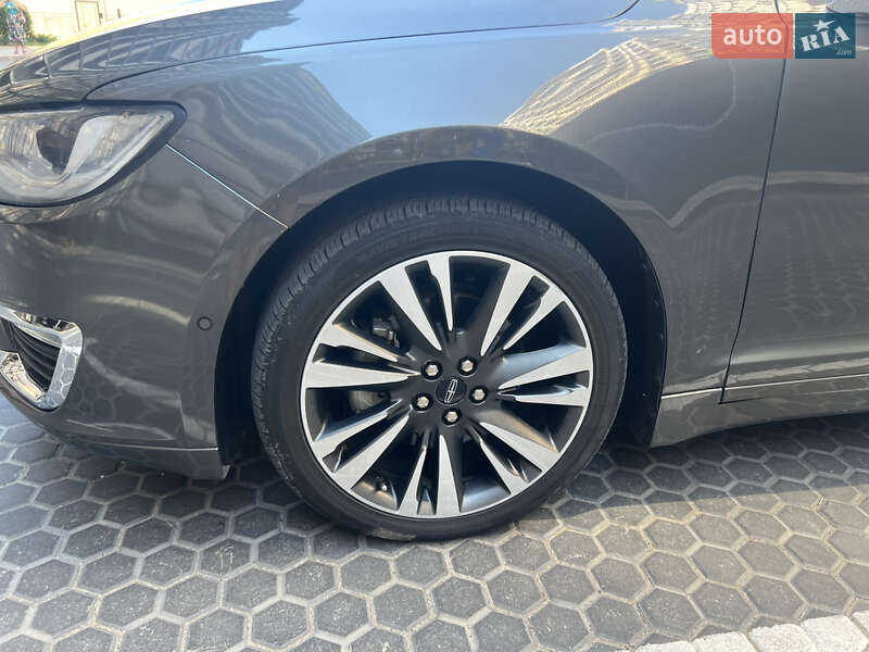 Седан Lincoln MKZ 2019 в Одессе