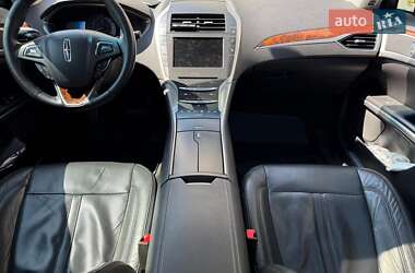 Седан Lincoln MKZ 2013 в 