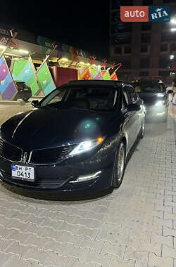 Седан Lincoln MKZ 2014 в 