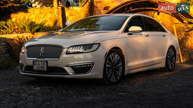 Седан Lincoln MKZ 2016 в Умани
