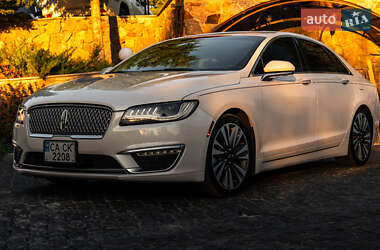 Седан Lincoln MKZ 2016 в 