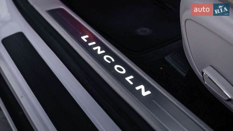 Седан Lincoln MKZ 2016 в Умани