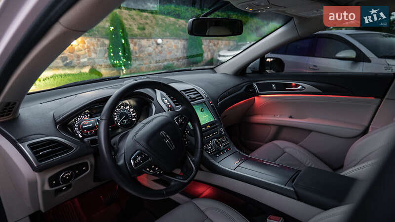 Седан Lincoln MKZ 2016 в Умани