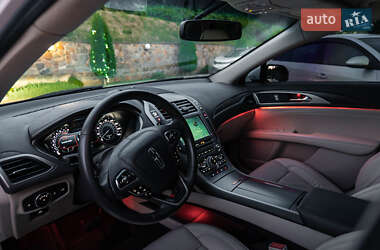 Седан Lincoln MKZ 2016 в 