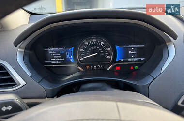 Седан Lincoln MKZ 2016 в 