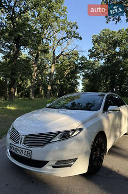 Lincoln MKZ 2014