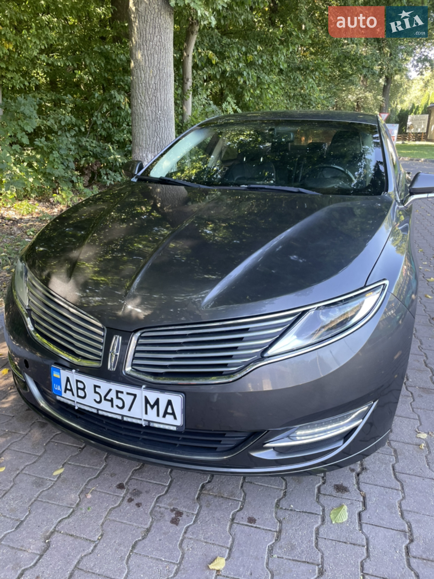 2014 Lincoln MKZ - мініатюра 2