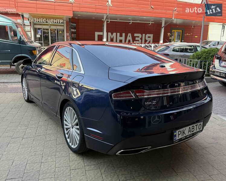 Седан Lincoln MKZ 2016 в Львові