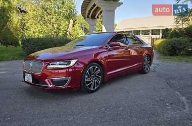 Седан Lincoln MKZ 2020 в 