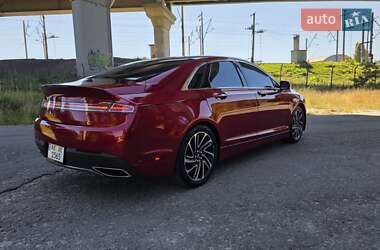 Седан Lincoln MKZ 2020 в 