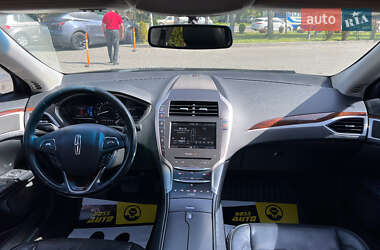 Седан Lincoln MKZ 2014 в 