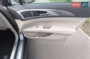 Седан Lincoln MKZ 2019 в Києві