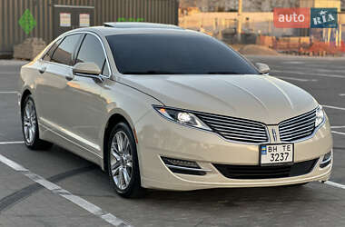Lincoln MKZ 2014