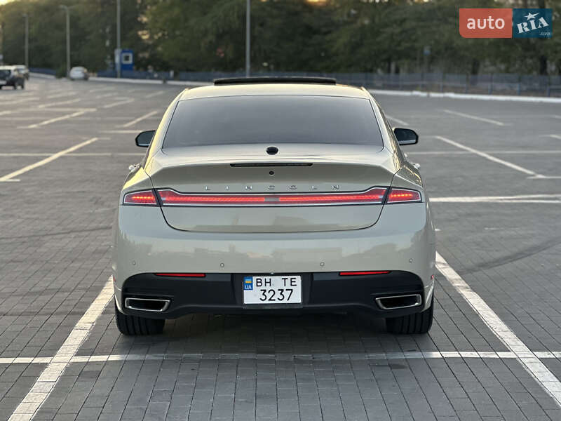 Седан Lincoln MKZ 2014 в Одессе