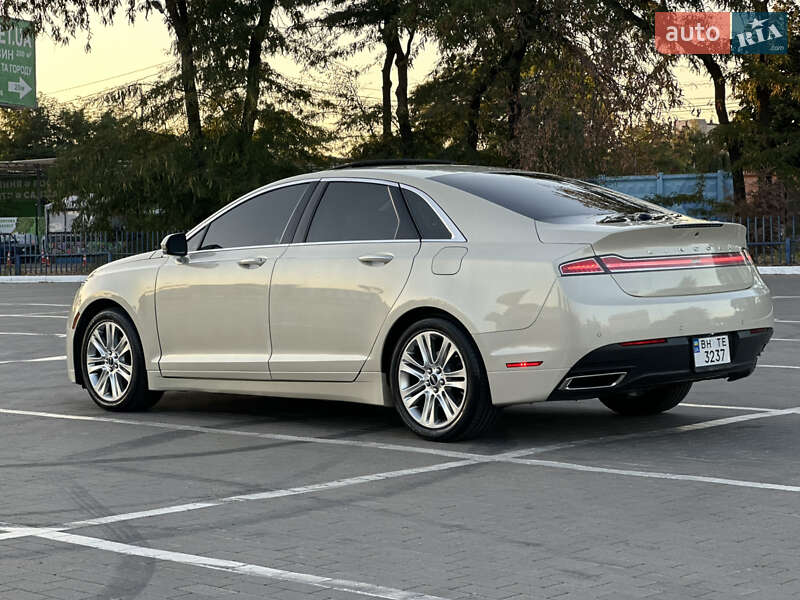 Седан Lincoln MKZ 2014 в Одессе