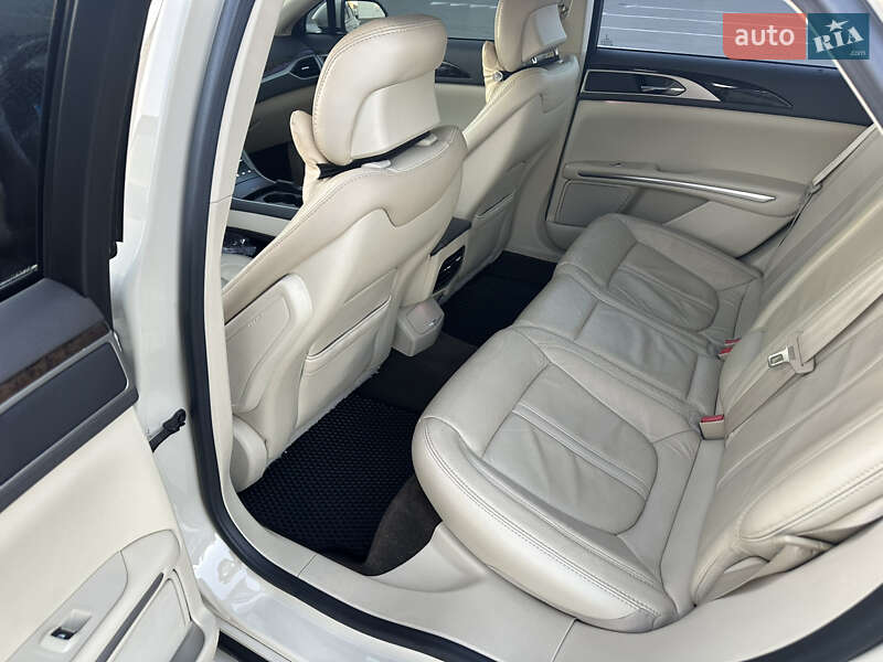 Седан Lincoln MKZ 2014 в Одессе