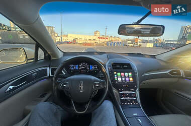 Седан Lincoln MKZ 2014 в 