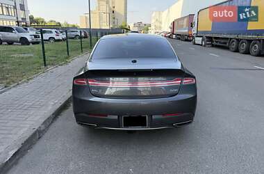 Седан Lincoln MKZ 2017 в 