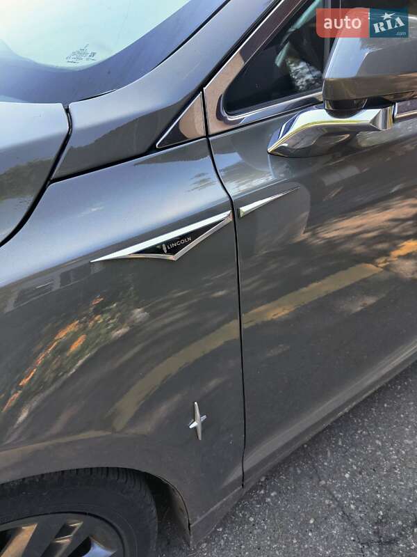 Седан Lincoln MKZ 2016 в Кременчуге